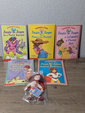 Junie B. Jones 5 Books Including 5 Inch Doll. SCHOLASTIC
